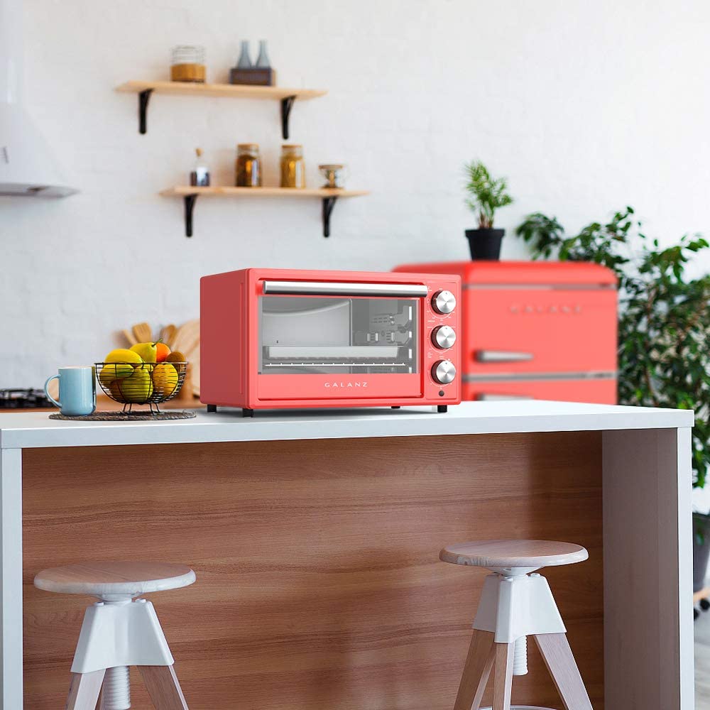 This Retro Mini Toaster Oven Is Perfect For Small Kitchens